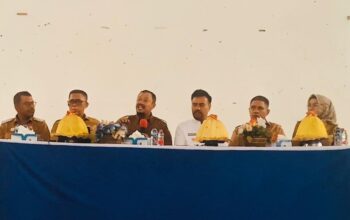 Kegiatan ini berlangsung di Gedung Kesenian Kecamatan Mawasangka, Senin (30/6/2025)/Hibata.id