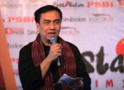 Effendi Simbolon mengapresiasi komitmen pemerintahan Jokowi untuk Sumut dengan selesainya pengerjaan dua jalan tol, Senin (9/10/2017)(KOMPAS.com / Mei Leandha)