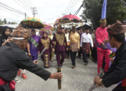Bupati Bone Bolango, Ismet Mile, menegaskan prosesi adat Mopotilolo. Foto: Humas/Hibata.id