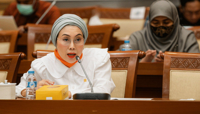 Selly Gantina Ungkap Maladministrasi Hambat Pencairan Bansos