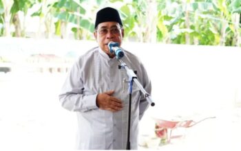 Wali Kota Gorontalo, Adhan Dambea saat memberikan sambutan saat peletakan batu pertama pembangunan TPQ Al-Adha VIII, Jumat, 4 Juli 2025. (Foto: Humas Pemkot Gorontalo)