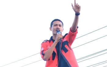 Wahyudin Mahmud, mahasiswa sekaligus warga setempat, yang menyaksikan langsung aktivitas mencurigakan di area SPBU. (Foto: Dok. Istw Hibata.id)