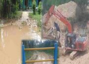 Aktivitas Pertambangan Emas Tanpa Izin (PETI) yang hanya sepelemparan batu dari pusat pemerintahan terus berlangsung liar, tanpa tersentuh hukum. (Foto: Dok. Istw Hibata.id)