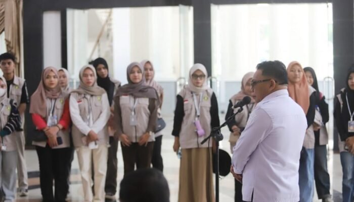 Wabup Bone Bolango Lepas 450 Mahasiswa Universitas Gorontalo Jalani KKP di Bulawa