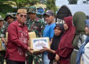 Baznas Bone Bolango Salurkan Bantuan Kemanusiaan di Penutupan TMMD ke-125