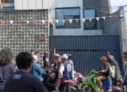 Ratusan Massa Geruduk Rumah Ahmad Sahroni, Tuntut Klarifikasi Ucapan Tolol