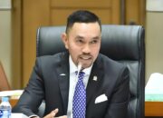 Ahmad Sahroni Dicopot dari Pimpinan Komisi III DPR, Netizen Ramai Kritik Ucapannya