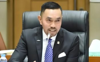 Ahmad Sahroni Dicopot/Hibata.id