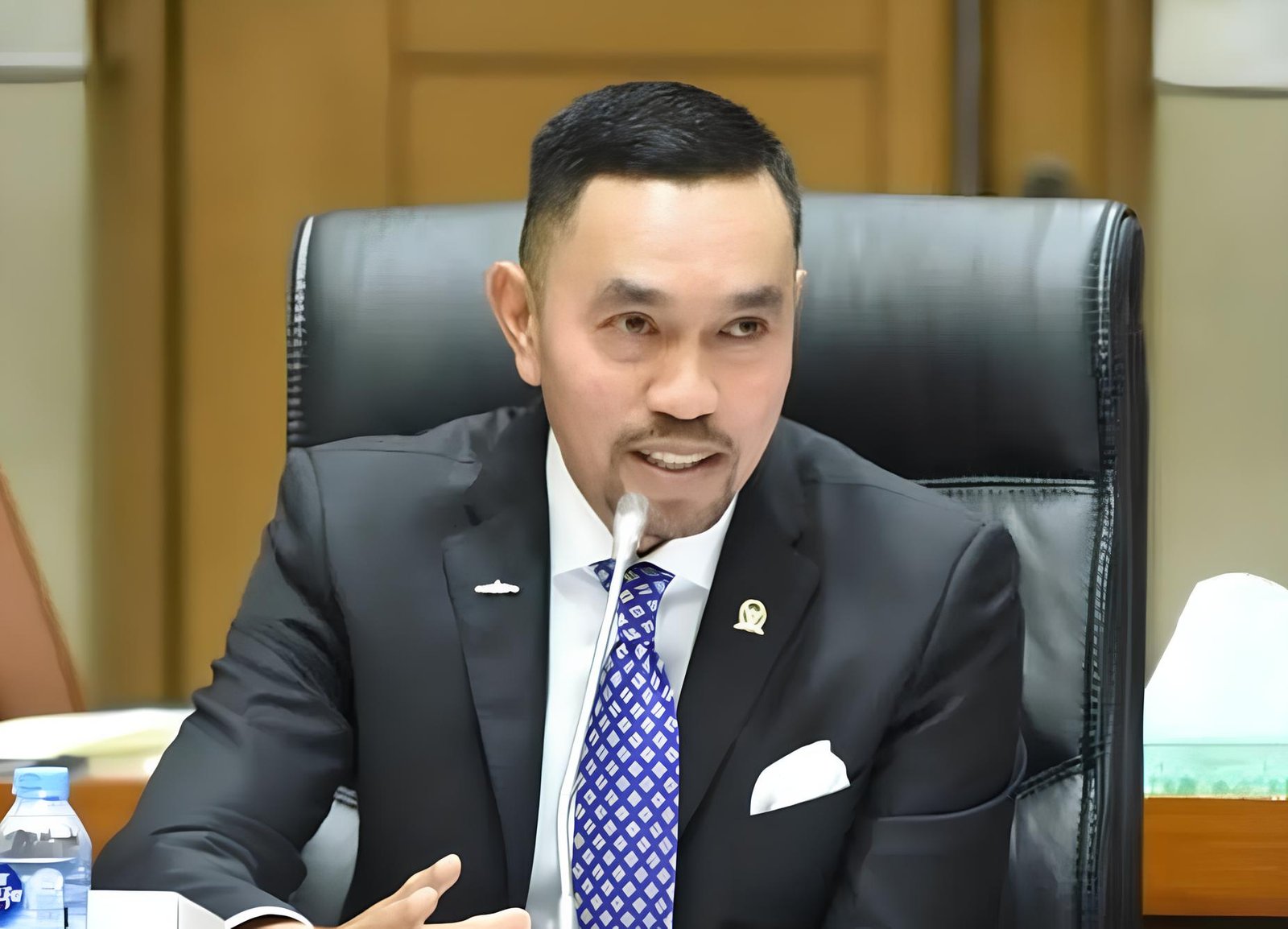 Ahmad Sahroni Dicopot/Hibata.id