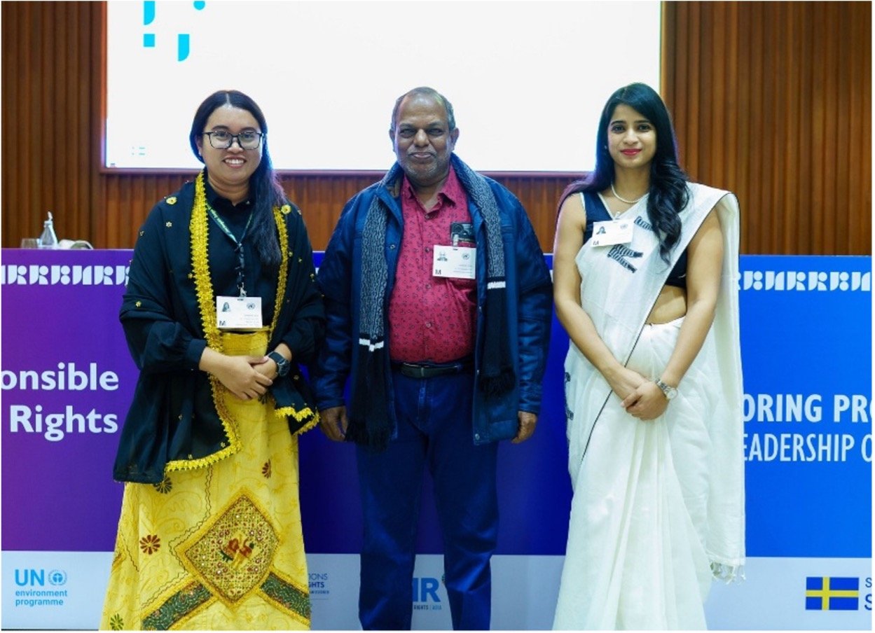 Fatrisia Ain bersama juru bicara Gerakan Anti Posco-Jindal dari India dan perwakilan CHRD. (Foto: Dok. Istw)