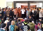 Demo Jalan Pinogu: Bupati Bone Bolango Janji Masuk RPJMD 2026