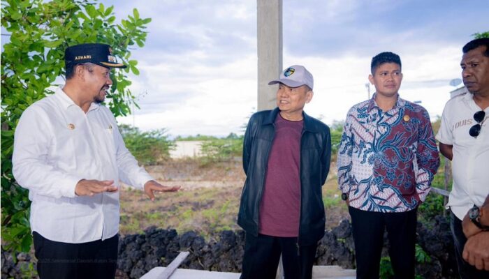 Bupati Buton Tengah Dampingi Sekretaris BGN Tinjau Dapur Makanan Bergizi Gratis