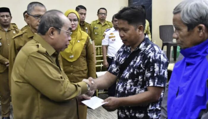 450 Pengemudi Bentor di Kota Gorontalo Terima Bantuan BBM Pertalite