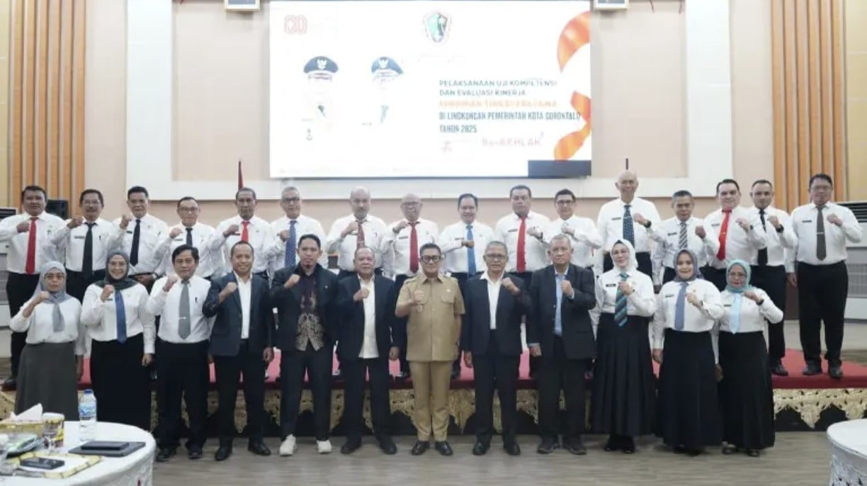 Pemerintah Kota Gorontalo melaksanakan uji kompetensi dan evaluasi kinerja bagi 22 pejabat pimpinan tinggi pratama (PTP), Senin, 22 September 2025. (Foto: Humas Pemkot Gorontalo)
