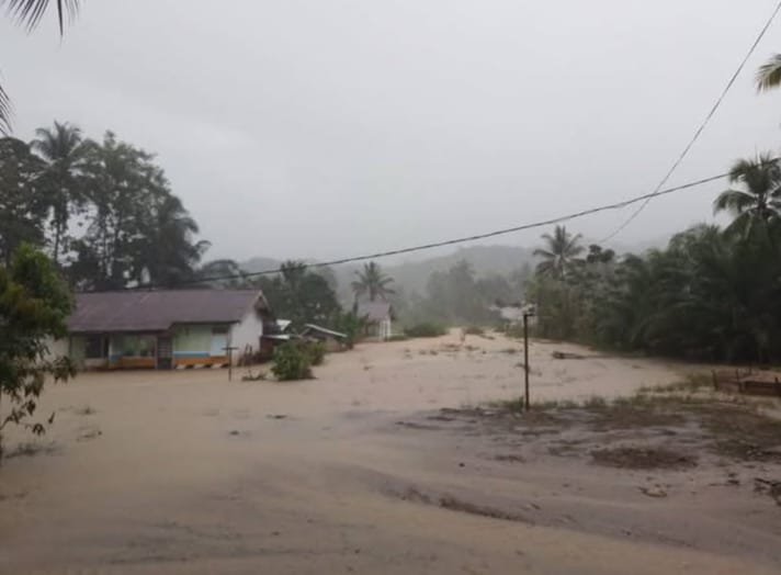 Kondisi banjir yang terjadi di Pohuwato. (Foto: Dok. Istw)