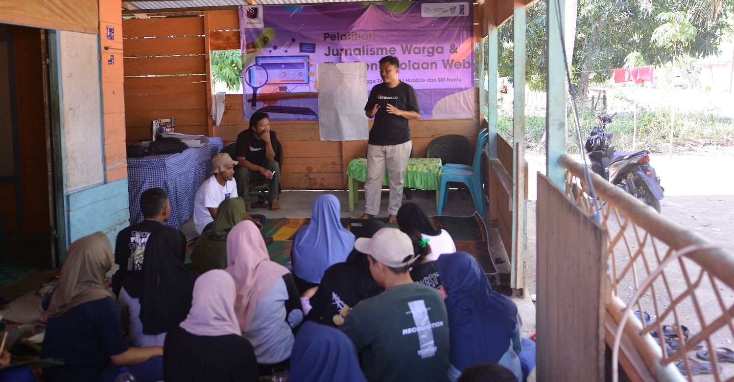 Aliansi Jurnalis Independen (AJI) Gorontalo saat menggelar program pelatihan media digital berbasis desa. (Foto: AJI Gorontalo)