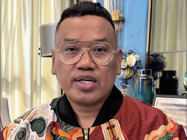 Foto: Instagram @king_uyakuya) Uya Kuya klarifikasi video hoax dan minta maaf joget di DPR/Hibata.id