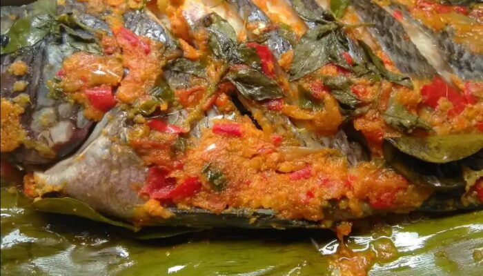 Woku Daun Pisang, Kuliner Khas Gorontalo yang Bikin Nagih dan Lagi Populer