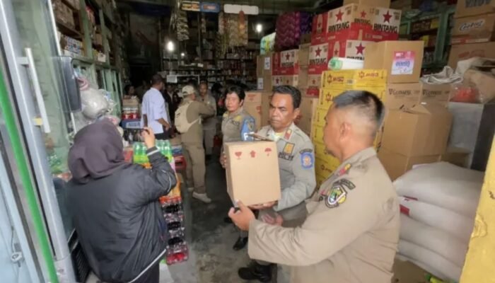 Di Pasar Jajan Kota Gorontalo, Ribuan Karton Miras Disita