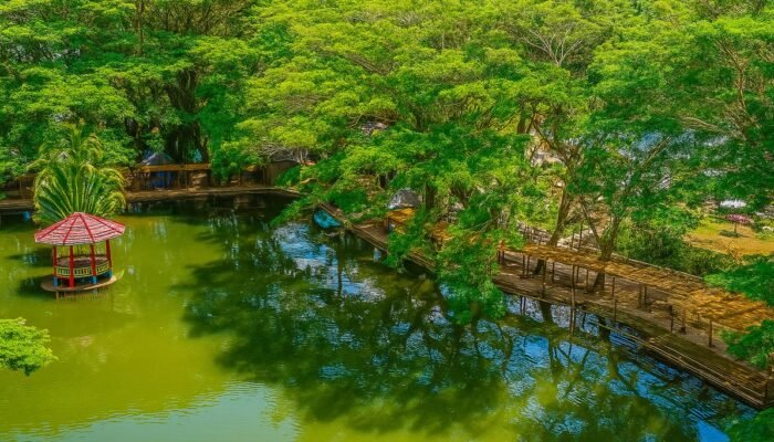 Pemandian Lombongo Tak Terawat, Kinerja Dinas Pariwisata Bone Bolango?