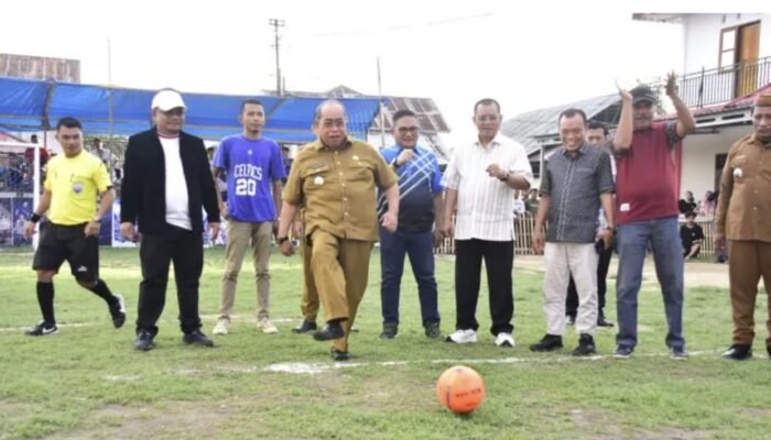 Wali Kota Adhan Buka Turnamen Sepak Bola Risman Taha Cup