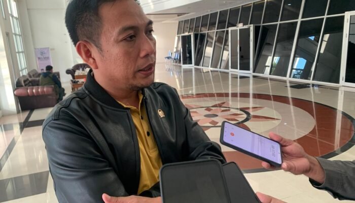 Ghalib Lahidjun Tegaskan Kawal Tuntas Keterlambatan Dana Desa di Boalemo