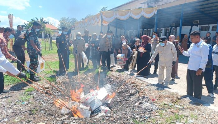 Wabup Gorontalo Tonny Junus Apresiasi Kejari atas Pemusnahan Barang Bukti 23 Perkara