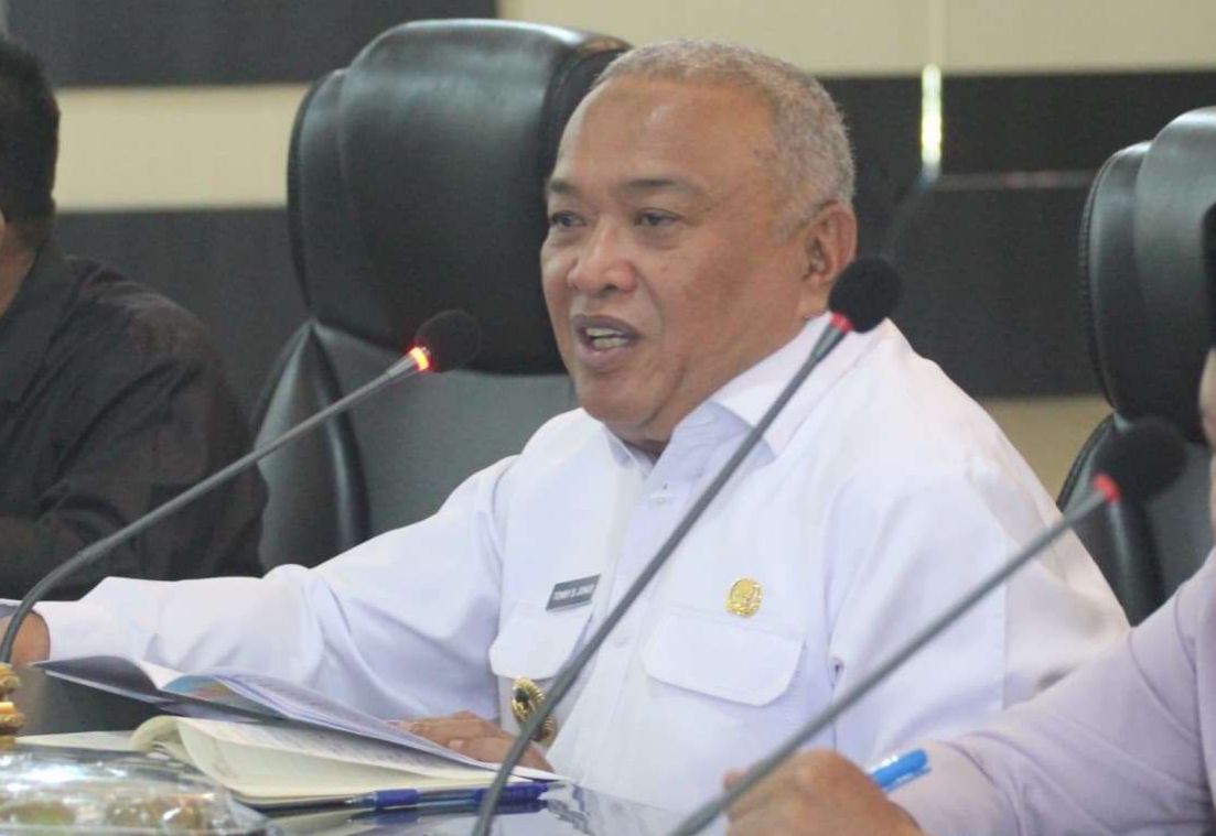 Wakil Bupati Gorontalo Tonny S. Junus saat memimpin Rapat Koordinasi Evaluasi Program Stunting 2025 di Grand Bukit Proja Hotel/Hibata.id