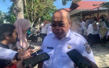 Sidak Adhan Dambea Ungkap "Budaya Kudis" di OPD Kota Gorontalo 9 Wali Kota Gorontalo, Adhan Dambea, turun langsung melakukan inspeksi mendadak (sidak). Empat OPD/Hibata.id