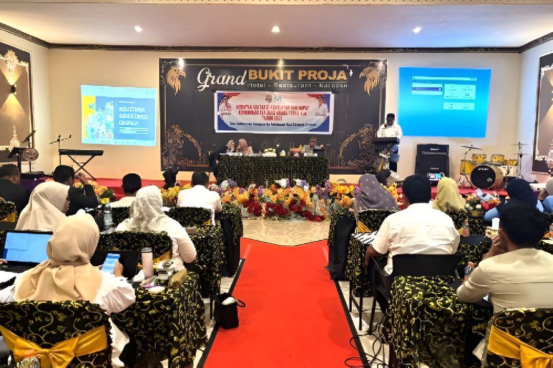 Komitmen itu disampaikan Sekretaris Daerah Kabupaten Gorontalo Sugondo Makmur saat memimpin Rapat Koordinasi Evaluasi Gugus Tugas KLA di Grand Bukit Proja, Rabu (26/11)/Hibata.id