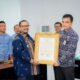 Bupati Buton Tengah, Dr. H. Azhari, membuka kegiatan sosialisasi pelayanan hukum di Ruang Kijula lantai 5 Kantor Bupati Buton Tengah/Hibata.id