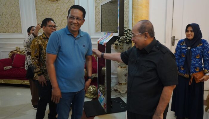 Menteri Hukum RI Supratman Andi Agtas Bertemu Adhan Dambea, ini yang Dibahas