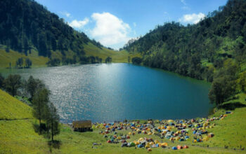 Ranu Kumbolo wajib masuk daftar destinasi/Hibata.id