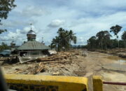 Kondisi pascabanjir wilayah di Desa Hotagodang , Batangtoru, Tapanuli Selatan. Minggu (30/11). Foto: BNPB/Hibata.id