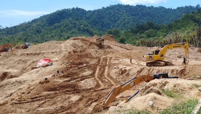 PETI Dengilo Diduga Setop Sementara, Alat Berat Masih Terparkir Rapi