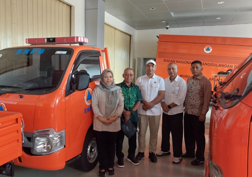 BNPB Serahkan Mobil Operasional untuk Perkuat Layanan Kebencanaan BPBD Pohuwato/Hibata.id