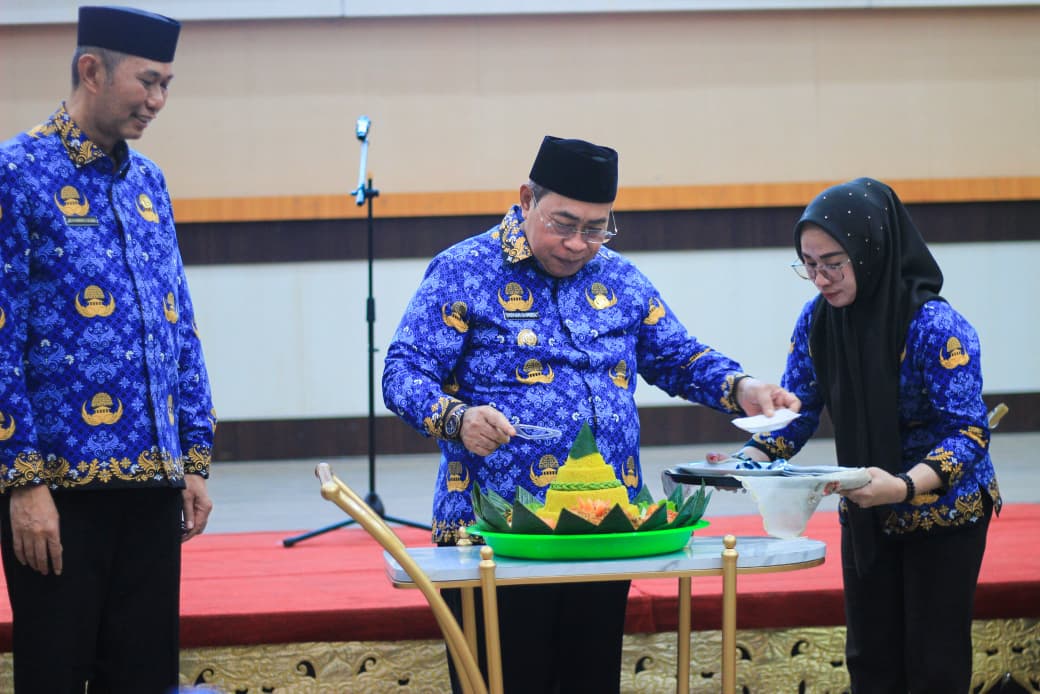 Wali Kota Gorontalo Adhan Dambea dalam sambutannya menekankan pentingnya menyiapkan generasi muda menuju Indonesia Emas/Hibata.id
