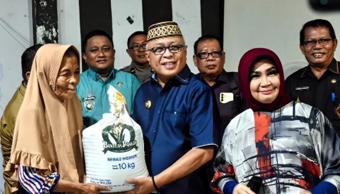 Bupati Gorontalo Salurkan Bantuan CPP untuk Jaga Ketahanan Pangan Warga Tilango