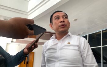 Ketua Pansus, Ghalieb Lahidjun. Foto: Andi/Hibata.id