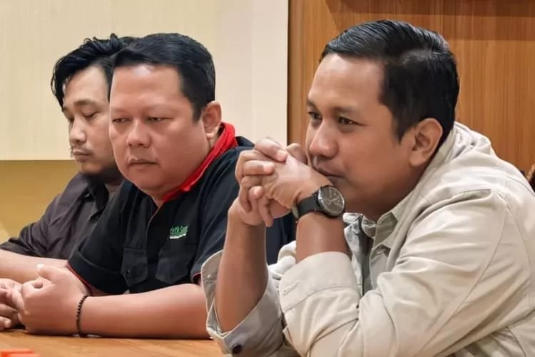 Kepala Bagian Pemberitaan dan Media Sekretariat Jenderal (Setjen) DPD RI, Heru Firdan, melakukan kunjungan kerja sekaligus silaturahmi ke Kantor DPD PJS Sumsel/Hibata.id
