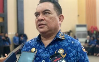 Kepala Badan Kepegawaian Daerah (BKD) Kota Gorontalo, Mukhlis Datau. (Foto: Randa Damaling/Hibata.id)