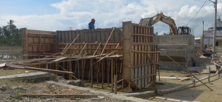 Proyek penanganan bencana Jembatan Bulili, Kecamatan Duhiadaa. (Foto: Istw)