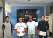 Kepolisian Resor (Polres) Buton Tengah saat melimpahkan kasus Operasi Tangkap Tangan (OTT) terkait dugaan penyalahgunaan anggaran Pasukan Pengibar Bendera Pusaka (Paskibraka) Tahun Anggaran 2025 ke Kejaksaan Negeri Pasarwajo. (Foto: Istw)