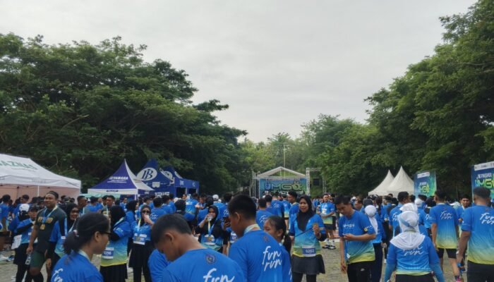 Dari Anak Sekolah hingga Lansia, Semua Turun Lintasan di Fun Run UMGO