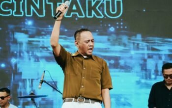 Mendiang Vokalis Element Lucky Widja/Hibata.id