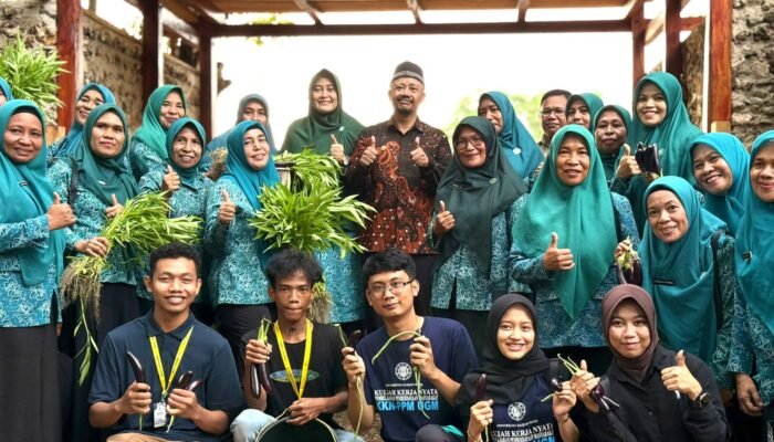 Bupati Buteng Apresiasi Warga Mawasangka, Panen Raya Ini Jadi Percontohan Daerah