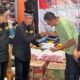 Melalui jajaran Dewan Pimpinan Pusat (DPP), Dewan Pimpinan Cabang (DPC), hingga Pengurus Anak Cabang (PAC), HSB menyalurkan bantuan sosial/Hibata.id