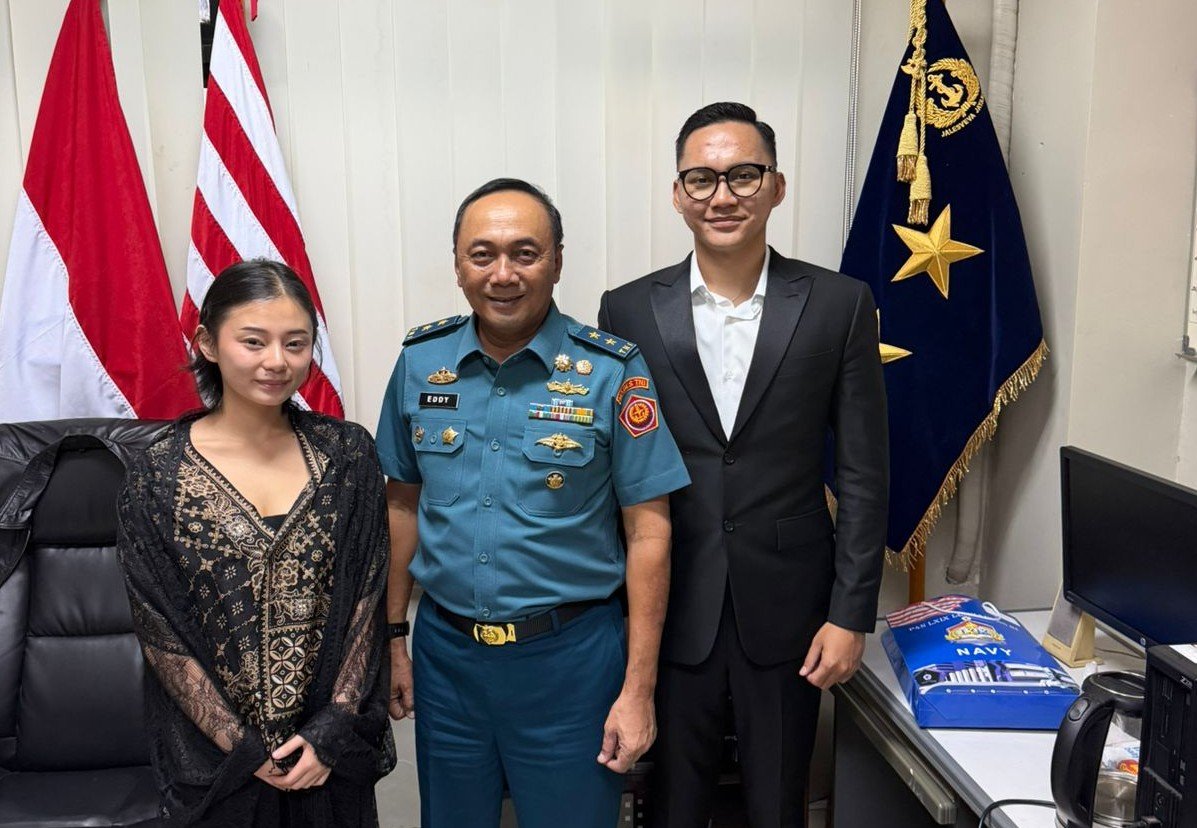 Raja Ayubitia Yudha Admaja atau Raja Admaja (Jas Hitam) usai lulus Sekolah Lemhannas Angkatan 224/Hibata.id