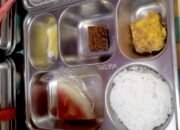 Program Makan Bergizi Gratis (MBG) yang dinilai terlalu sedikit/Hibata.id