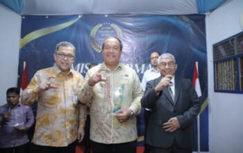 Pemerintah Kabupaten Asahan meraih predikat Informatif dalam Penilaian Keterbukaan Informasi Publik 2025 pada ajang KI Sumut Award 2025/Hibata.id